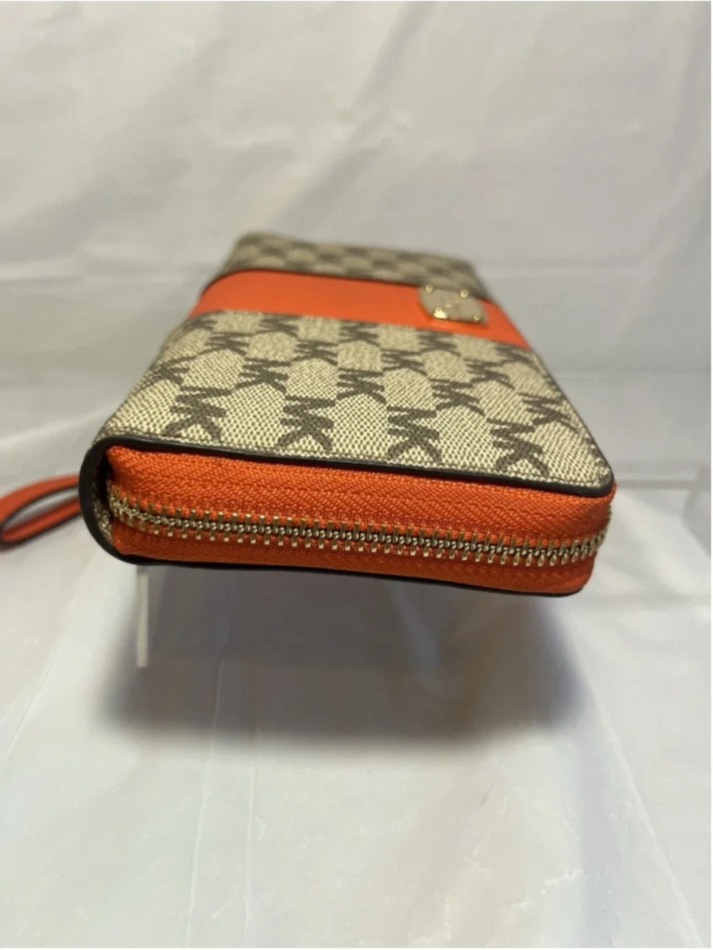 Michael Kors Center Stripe Travel Continental Wallet/Wristlet in Natural/Orange